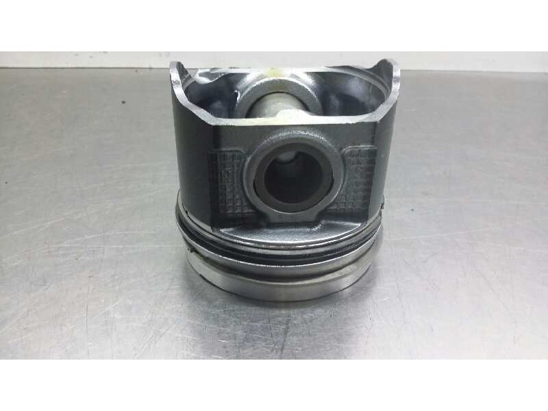Recambio de piston para nissan almera (n16/e) 2.2 16v turbodiesel cat referencia OEM IAM   10103BN360