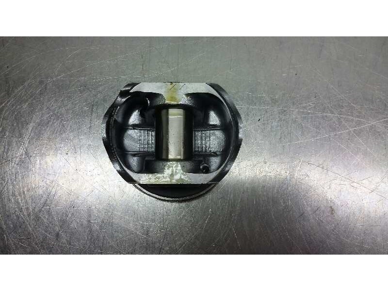 Recambio de piston para nissan almera (n16/e) 2.2 16v turbodiesel cat referencia OEM IAM   10103BN360