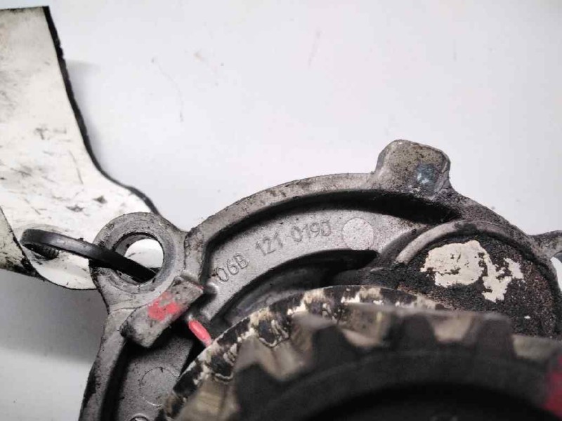 Recambio de bomba agua para volkswagen golf v berlina (1k1) 2.0 16v fsi referencia OEM IAM 06B121019D  
