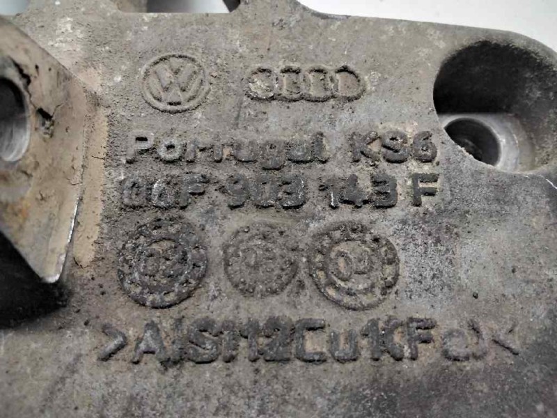 Recambio de soporte alternador para volkswagen golf v berlina (1k1) 2.0 16v fsi referencia OEM IAM 06F903143F  