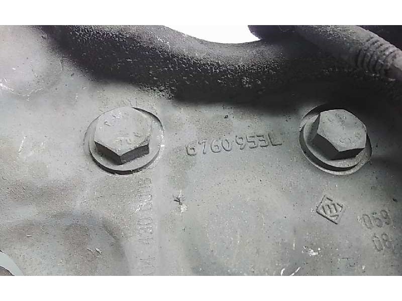 Recambio de mangueta delantera izquierda para bmw serie 5 berlina (e60) 530i referencia OEM IAM 6760953L  