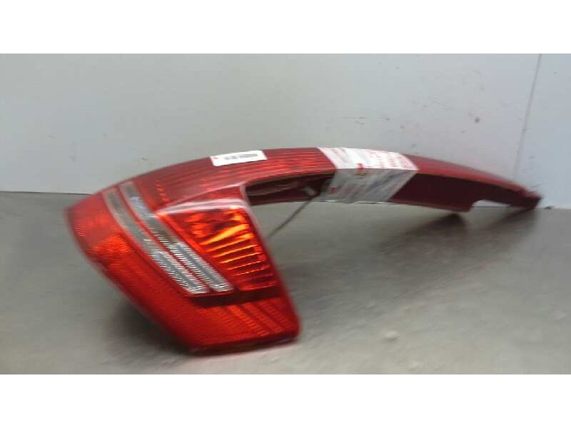 Recambio de piloto trasero derecho para citroen c4 berlina vtr plus referencia OEM IAM 6351T8  