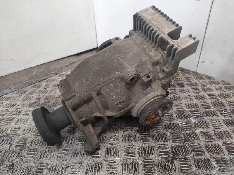 Recambio de diferencial trasero para bmw serie 5 berlina (e60) 530i referencia OEM IAM 7516281  