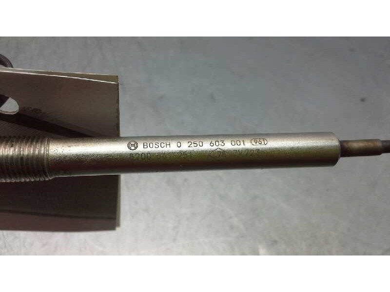 Recambio de bujia de precalentamiento para renault espace iv (jk0) dynamique referencia OEM IAM   