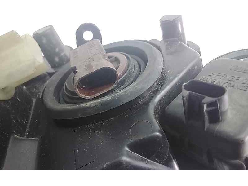 Recambio de faro izquierdo para opel zafira a elegance referencia OEM IAM   