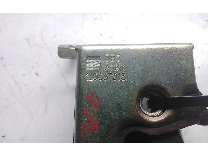 Recambio de cerradura puerta delantera izquierda para seat toledo (1l) base referencia OEM IAM 1L0837015  