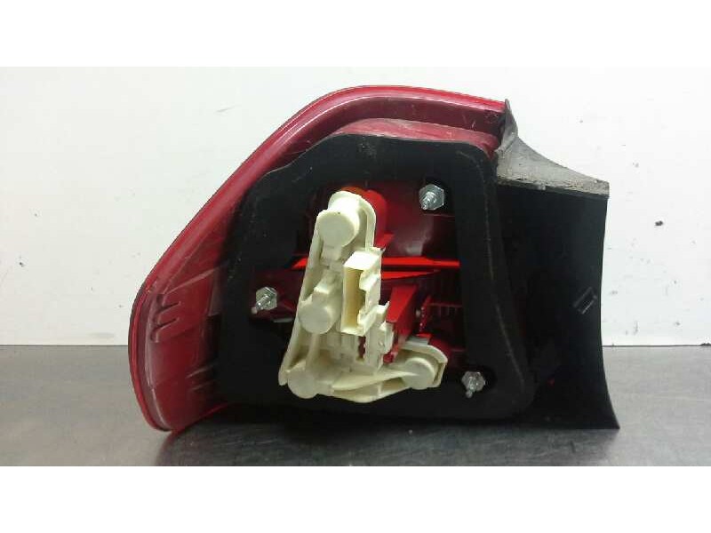 Recambio de piloto trasero derecho para bmw serie 3 berlina (e90) 330i referencia OEM IAM   