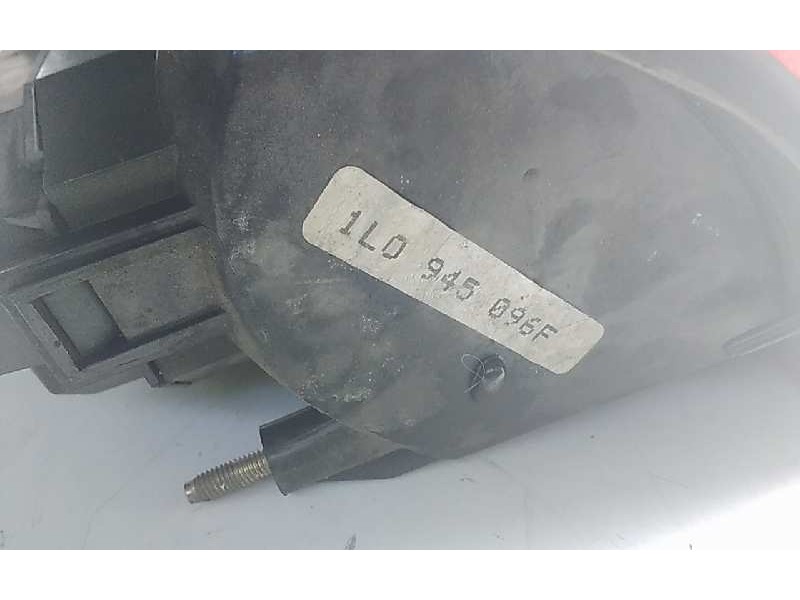 Recambio de piloto trasero derecho para seat toledo (1l) base referencia OEM IAM 1L0945096F  