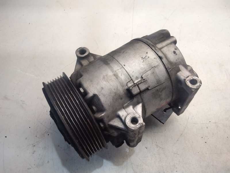 Recambio de compresor aire acondicionado para renault scenic ii grand luxe privilege referencia OEM IAM 8200316164  