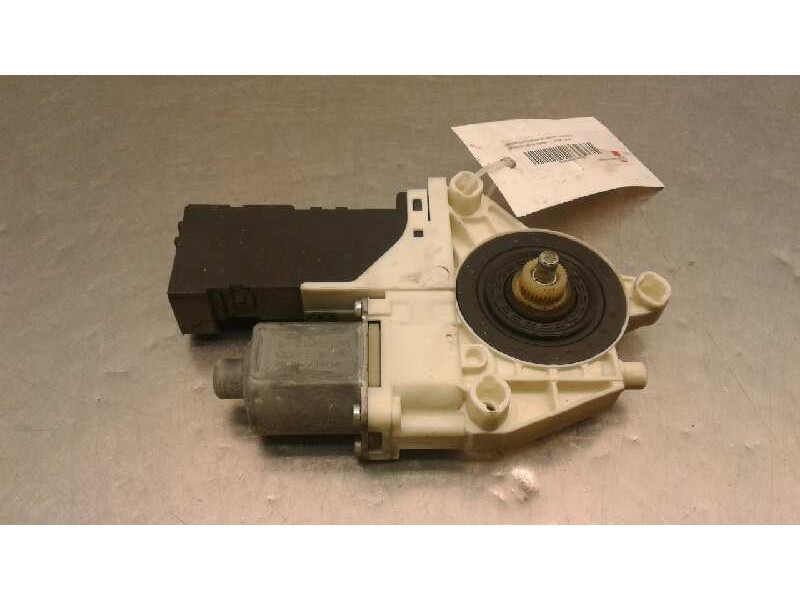 Recambio de motor elevalunas delantero derecho para peugeot 407 st confort referencia OEM IAM 9646594480  