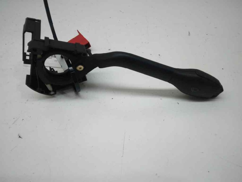 Recambio de mando limpia para volkswagen polo berlina (6n2) trendline referencia OEM IAM BK701408008  