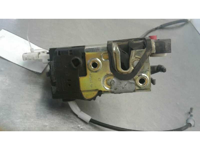 Recambio de cerradura puerta trasera derecha para peugeot 407 st confort referencia OEM IAM   
