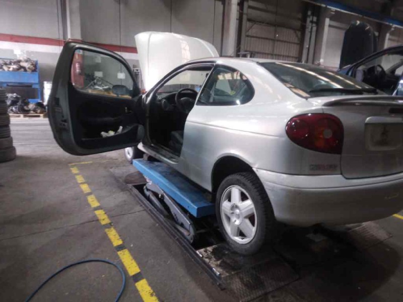 renault megane i coupe fase 2 (da..) del año 2002