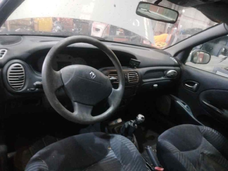 renault megane i coupe fase 2 (da..) del año 2002