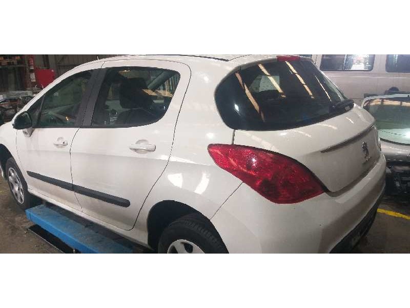 peugeot 308 del año 2012