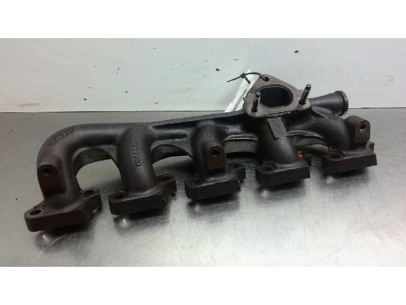 Recambio de colector escape para volvo s60 berlina 2.4 d referencia OEM IAM 30731980  