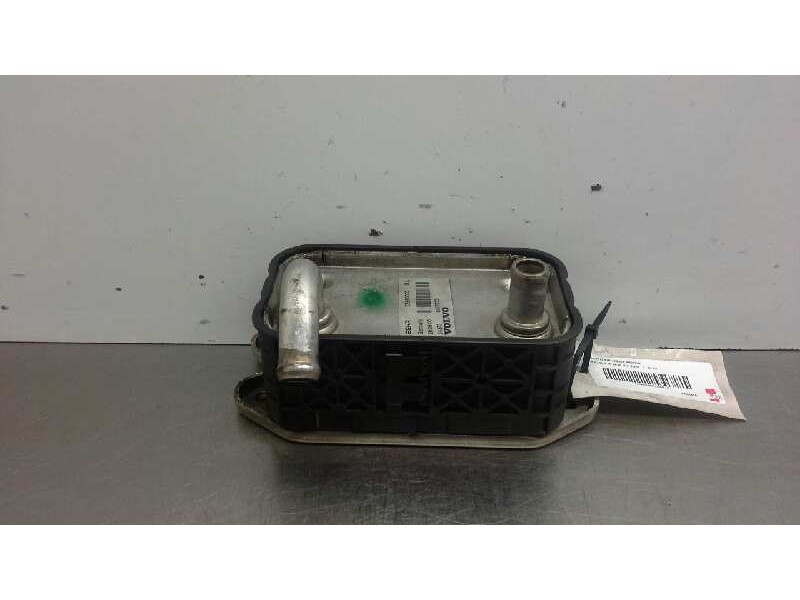 Recambio de enfriador aceite motor para volvo s60 berlina 2.4 d referencia OEM IAM 8677973  