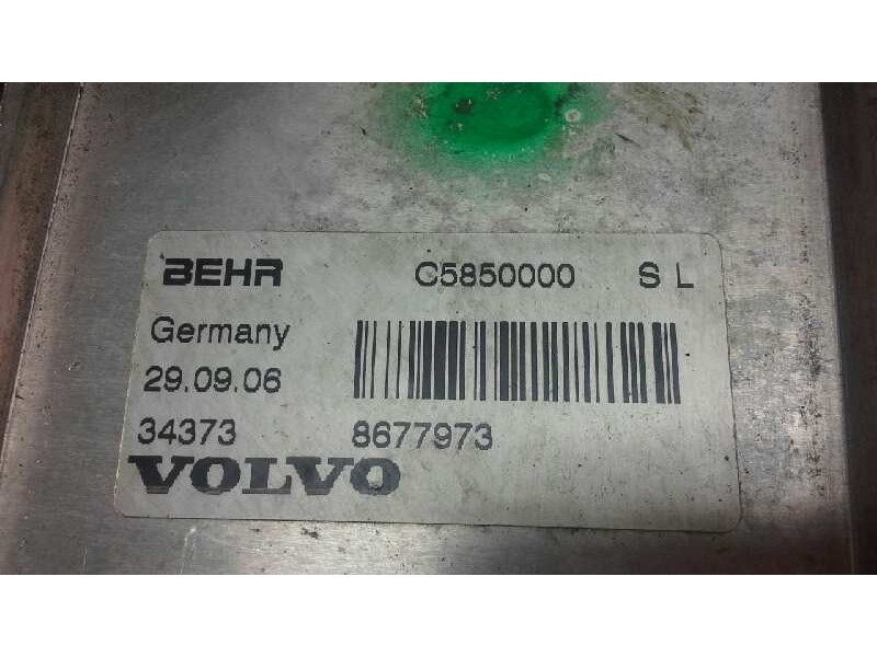 Recambio de enfriador aceite motor para volvo s60 berlina 2.4 d referencia OEM IAM 8677973  
