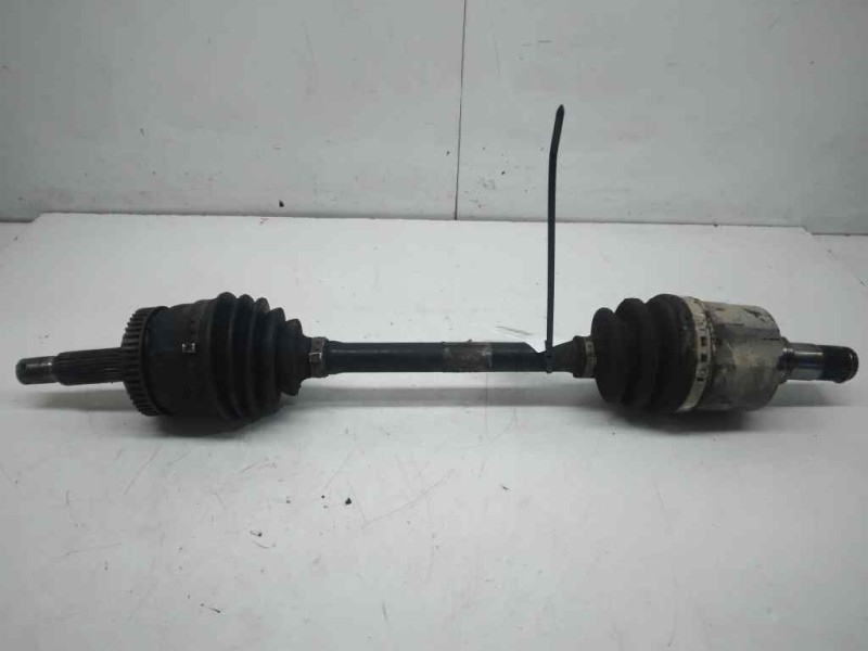 Recambio de transmision delantera izquierda para kia carens (un) active referencia OEM IAM 495011D700  