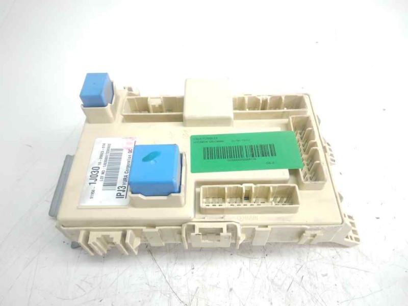 Recambio de caja fusibles para hyundai i20 classic referencia OEM IAM 1J030  
