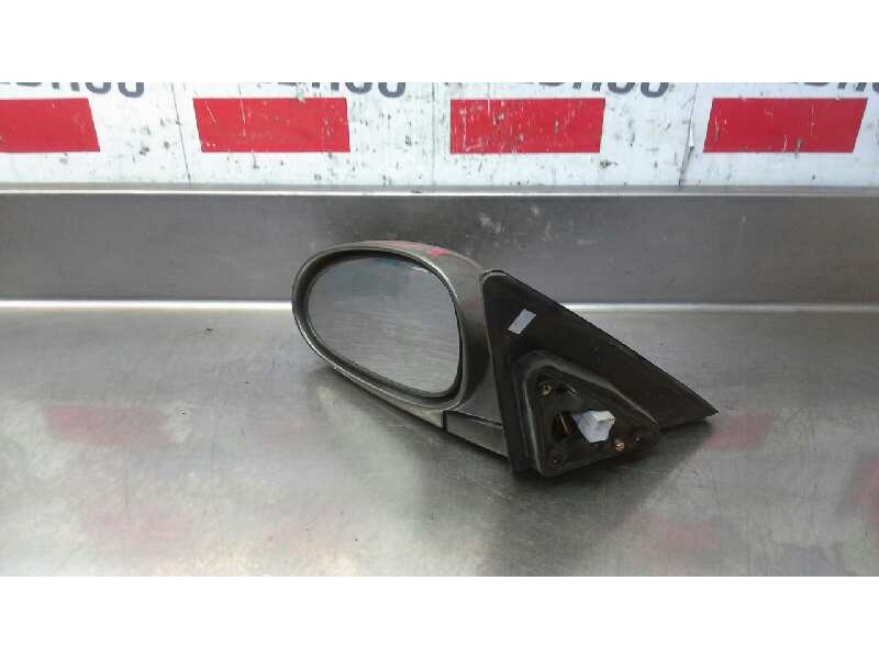 Recambio de retrovisor izquierdo para daewoo nubira berlina cdx (1999) referencia OEM IAM 96270648  