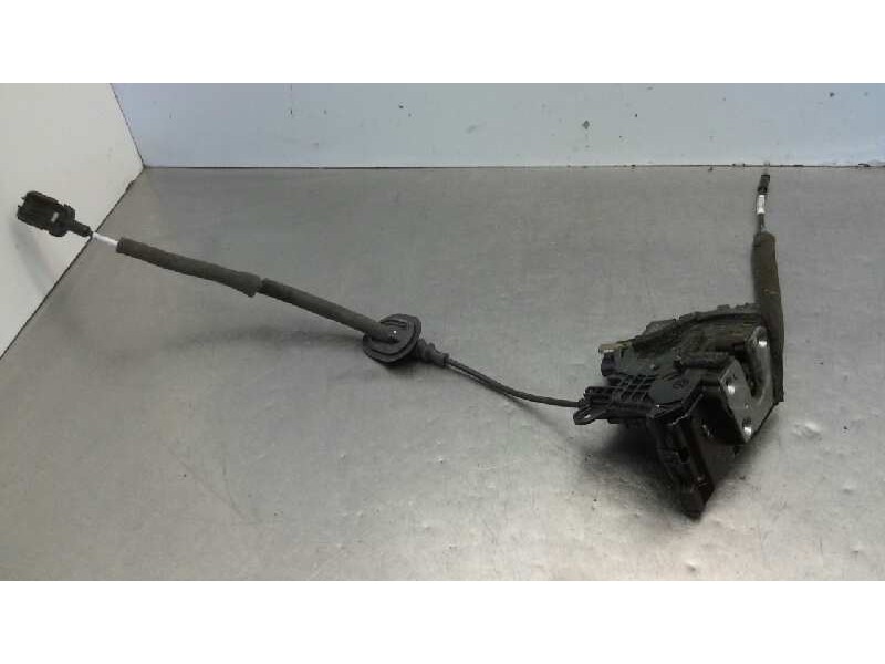 Recambio de cerradura puerta trasera derecha para renault clio iv dynamique referencia OEM IAM   