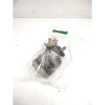 Recambio de motor limpia delantero para pegaso troner 1236.38t referencia OEM IAM YY-640-24V  