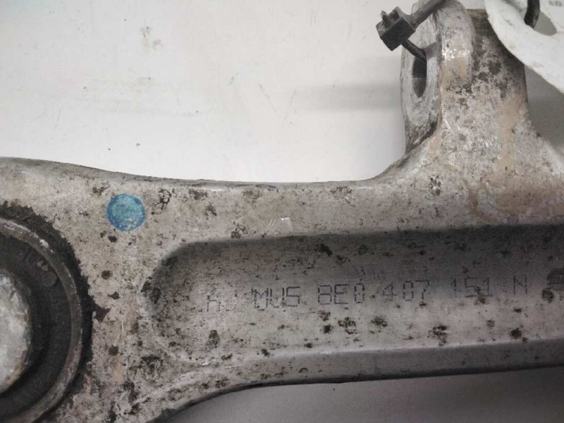 Recambio de brazo suspension inferior delantero izquierdo para audi a4 avant (8e) 2.0 t fsi referencia OEM IAM 8E0407151N  
