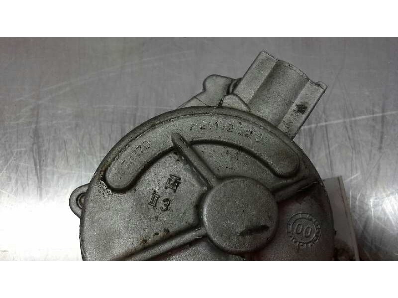 Recambio de depresor freno / bomba vacio para renault scenic rx4 (ja0) 1.9 dci referencia OEM IAM 72117222C PIERBURG 