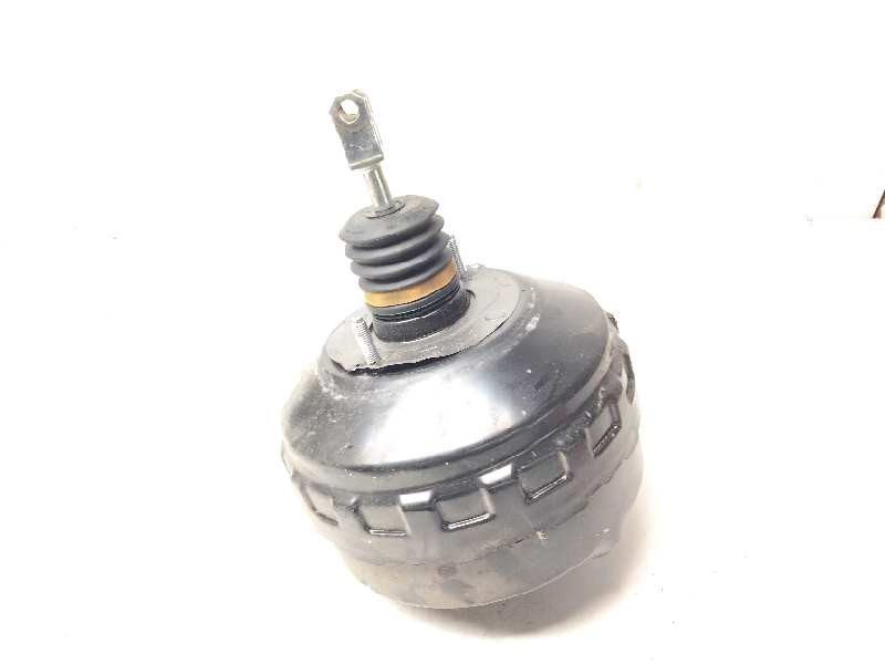 Recambio de servofreno para bmw serie 1 berlina (e81/e87) referencia OEM IAM 677592901  