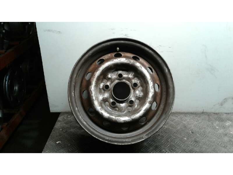 Recambio de llanta hierro para hyundai h 1 h 1 furg.caja cerr.c. puerta referencia OEM IAM 14PULGADAS5TORNILLOS  