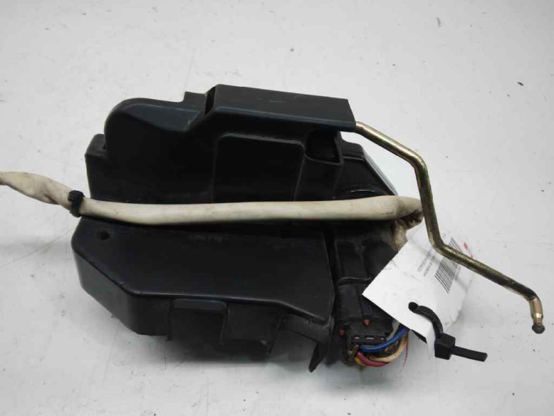 Recambio de cerradura puerta trasera derecha para hyundai getz (tb) 1.1 básico referencia OEM IAM 814201C020  