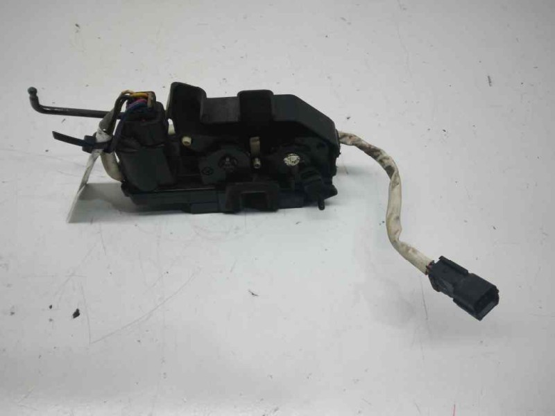 Recambio de cerradura puerta trasera izquierda para hyundai getz (tb) 1.1 básico referencia OEM IAM 814101C020  