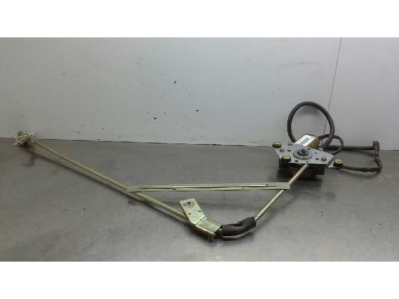 Recambio de elevalunas delantero izquierdo para iveco eurotech 440 e 34t referencia OEM IAM   