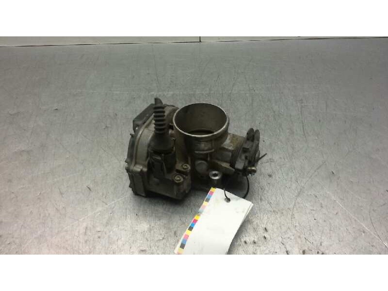 Recambio de cuerpo de mariposa para audi a4 berlina (b5) 1.8 t referencia OEM IAM 058133063M  