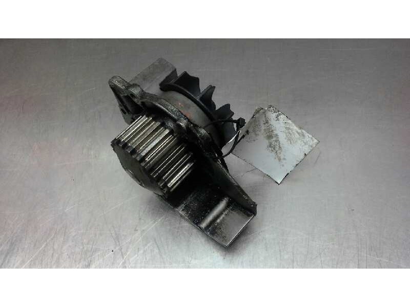 Recambio de bomba agua para citroen xsara berlina 1.9d seduction referencia OEM IAM   