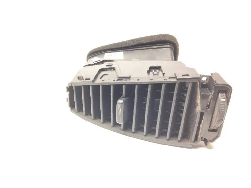 Recambio de aireador central para hyundai i20 classic referencia OEM IAM   