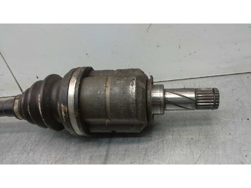 Recambio de transmision delantera derecha para opel corsa c club referencia OEM IAM 24427064  