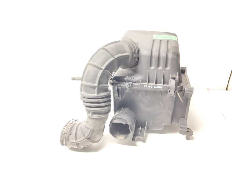 Recambio de caja filtro de aire para hyundai i30 comfort referencia OEM IAM 281102H000  
