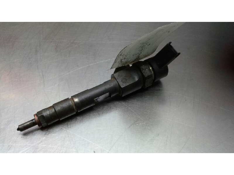 Recambio de inyector para opel vivaro furgón 2.9t largo referencia OEM IAM   