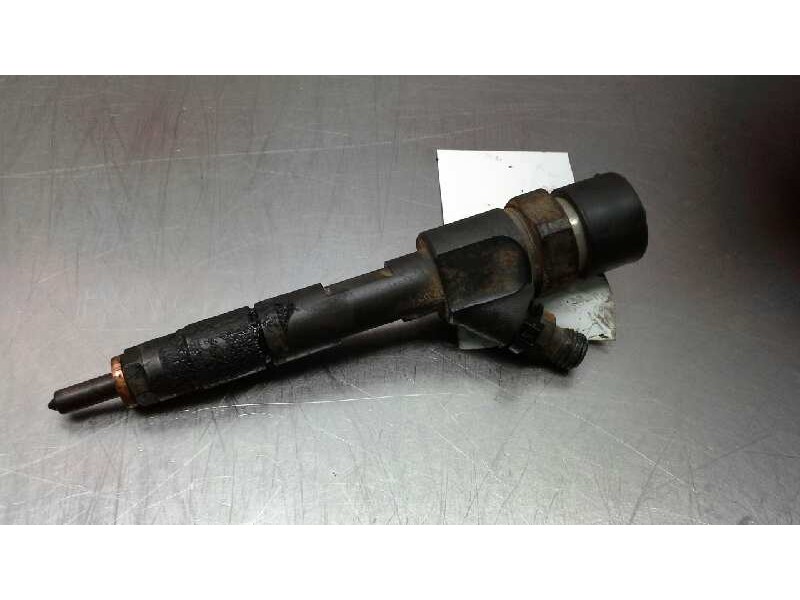 Recambio de inyector para opel vivaro furgón 2.9t largo referencia OEM IAM   