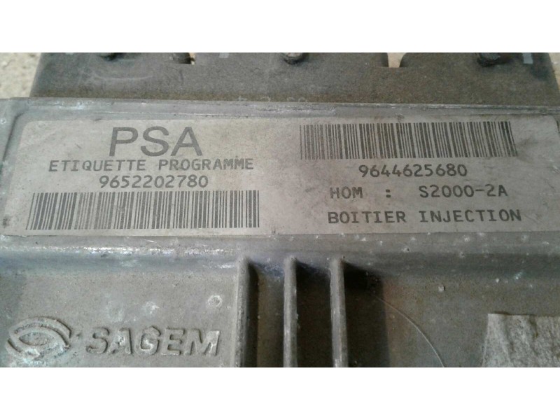 Recambio de centralita motor uce para peugeot 206 berlina x-line referencia OEM IAM 9644625680 9652202780 84820V02