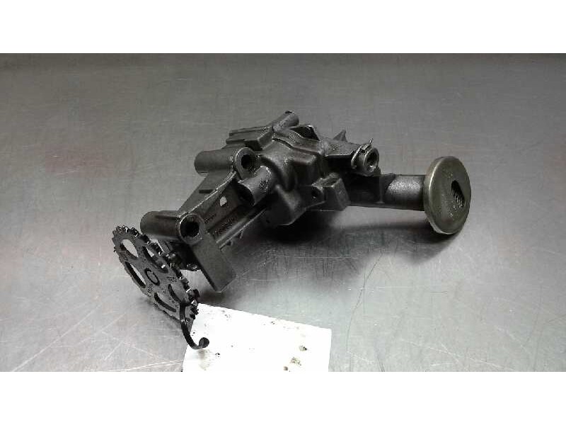 Recambio de bomba aceite para renault laguna (b56) 1.9 dti referencia OEM IAM 7700100892G  