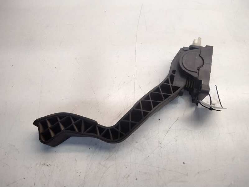 Recambio de pedal acelerador para peugeot 307 (s1) xr referencia OEM IAM 1601K5  
