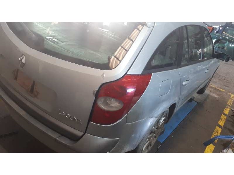 renault laguna ii grandtour (kg0) del año 2001