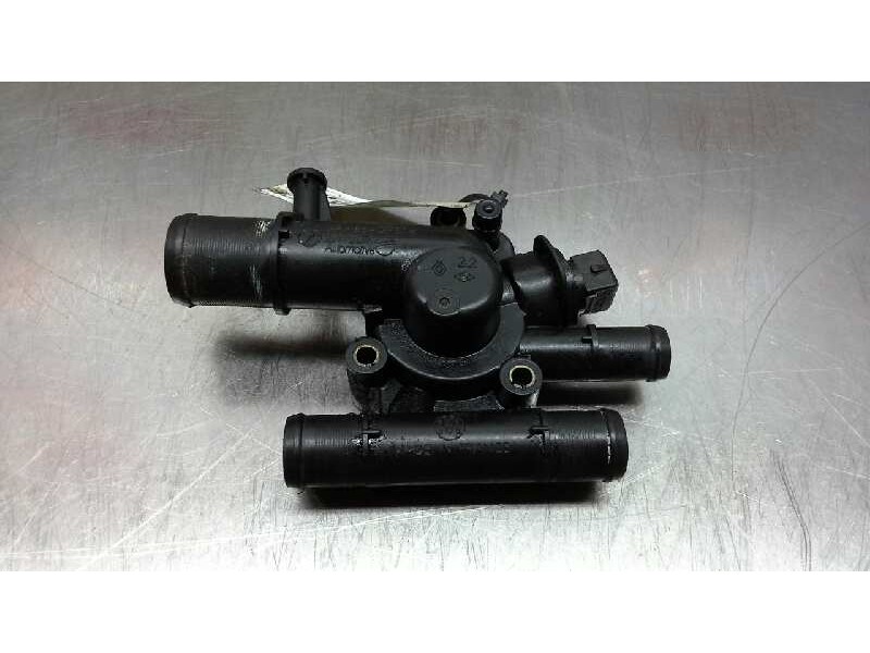 Recambio de caja termostato para renault megane ii berlina 5p confort authentique referencia OEM IAM   