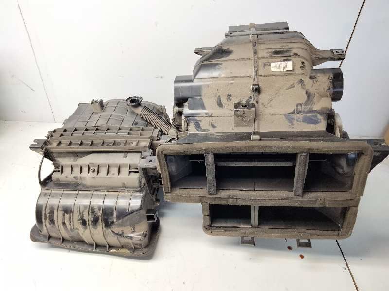 Recambio de calefaccion entera normal para hyundai i30 comfort referencia OEM IAM 971002R100  