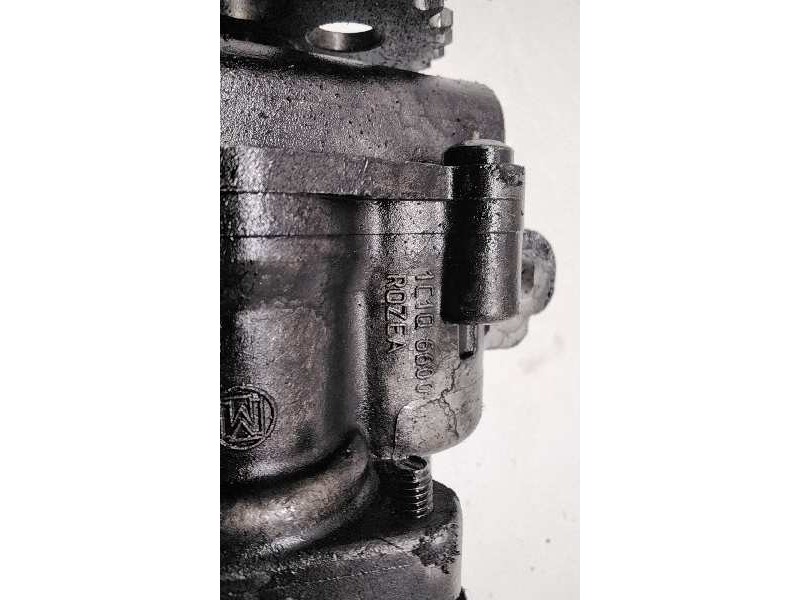 Recambio de bomba aceite para ford transit combi ´06 2.2 tdci cat referencia OEM IAM 1C1Q6600  