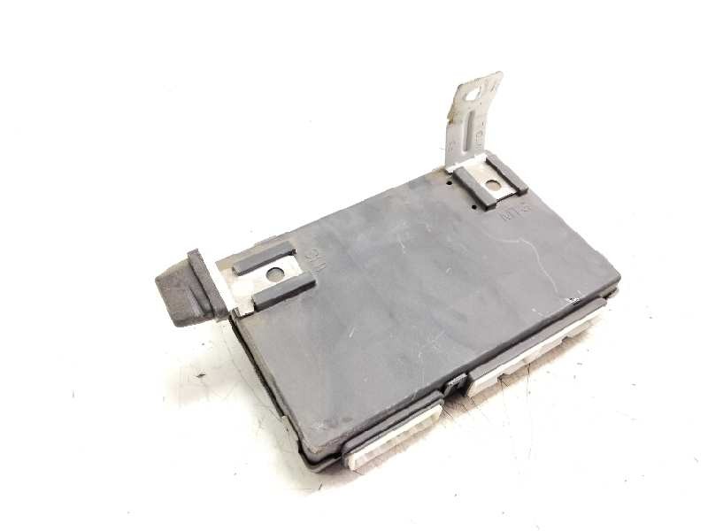 Recambio de centralita cierre para hyundai i30 comfort referencia OEM IAM 954002L105  