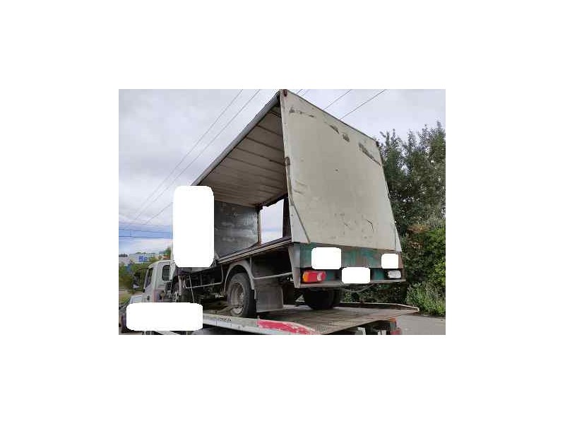 nissan atleon del año 2004